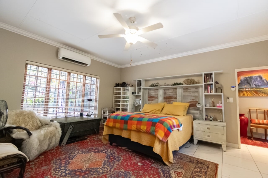 3 Bedroom Property for Sale in Safari Gardens North West